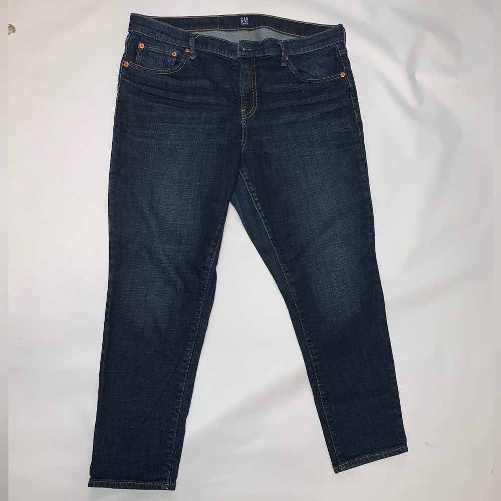 Gap Best Girlfriend Denim jeans Indigo color. 10” Rise. Standard length. Size 32